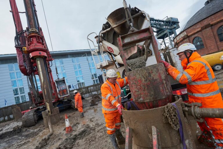 Foundations-Solution-Radisson-Red-Hotel-Glasgow-Large-DIameter-Auger-LDA-Piling-3